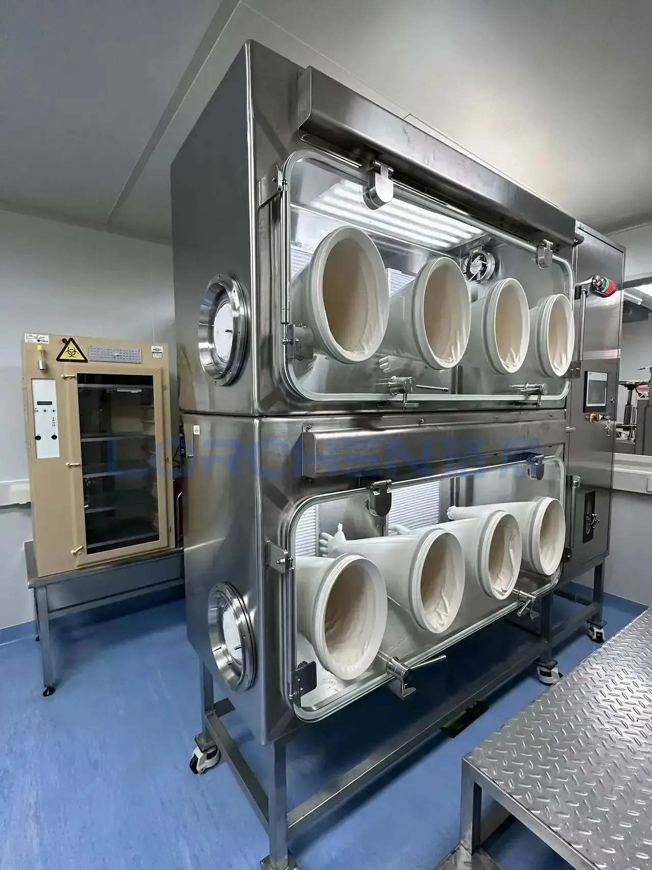 雪貂饲养隔离器封面